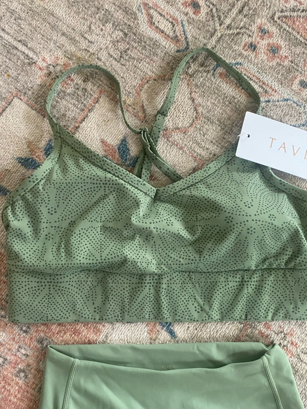 Tavi Set - BNWT Batik Sage